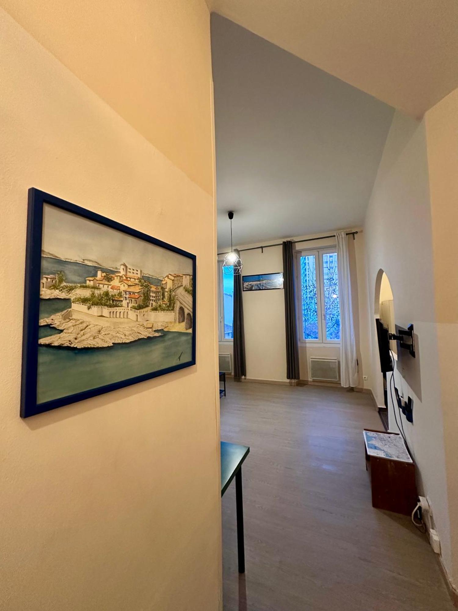 Apartment Joli Aux Chartreux - Calme & Lumineux Marseille