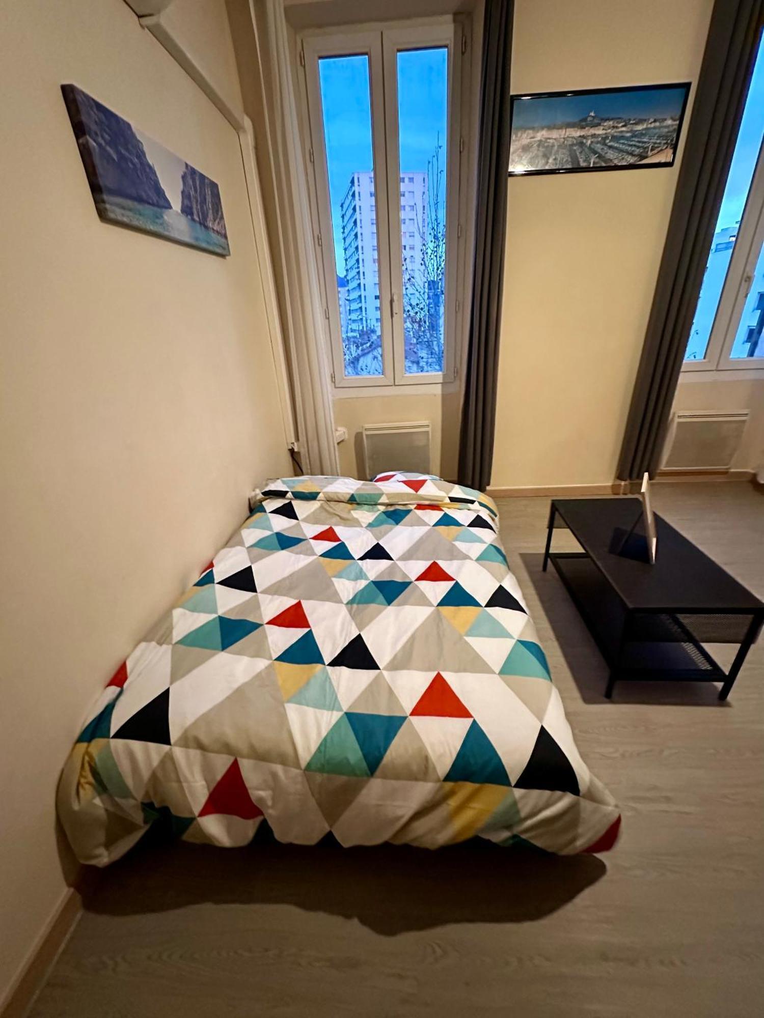 Apartment Joli Aux Chartreux - Calme & Lumineux Marseille