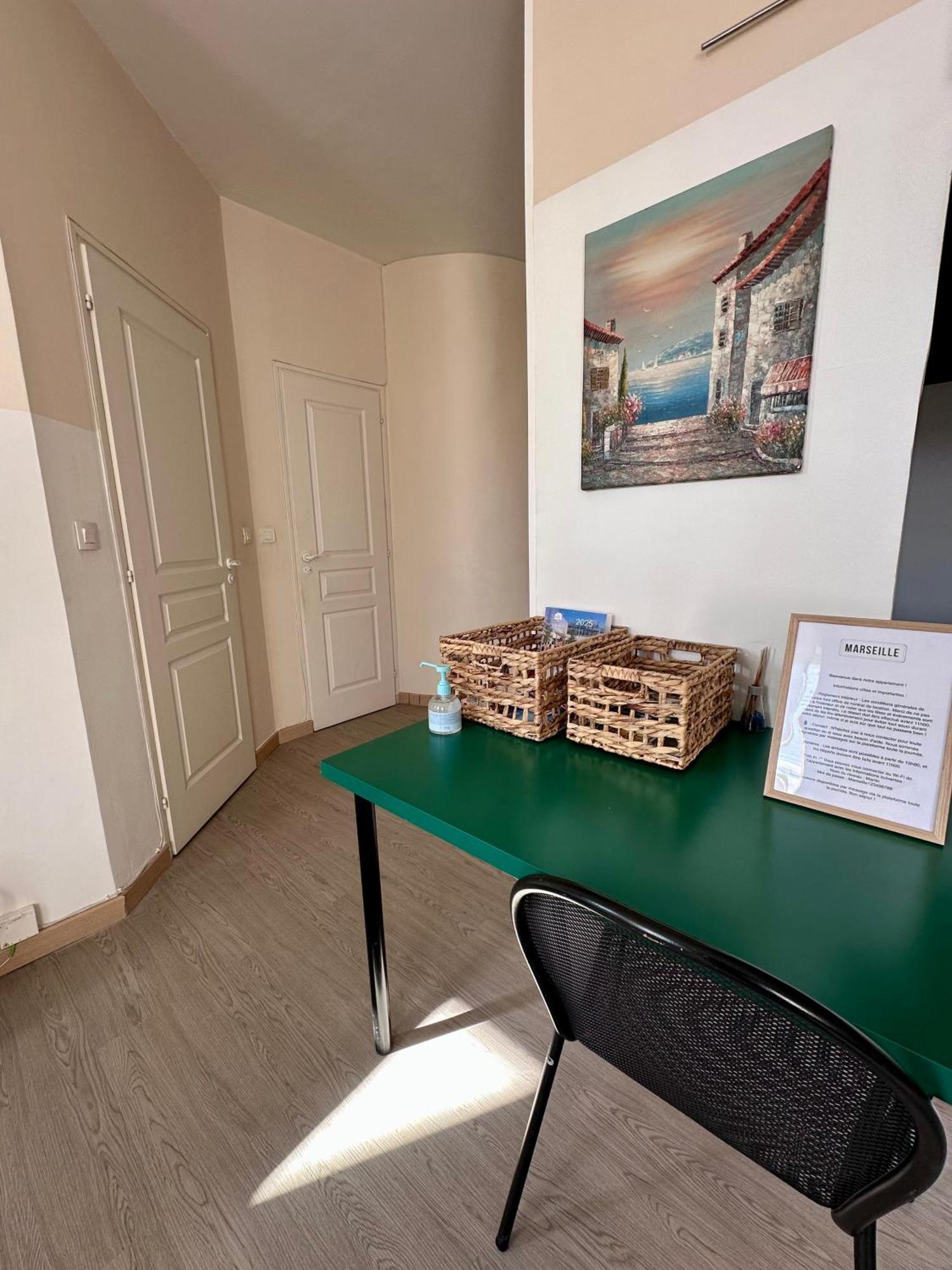 Apartment Joli Aux Chartreux - Calme & Lumineux Marseille